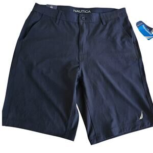 Nautica Men's Navy Blue Classic Fit Quick Dry Shorts - 33